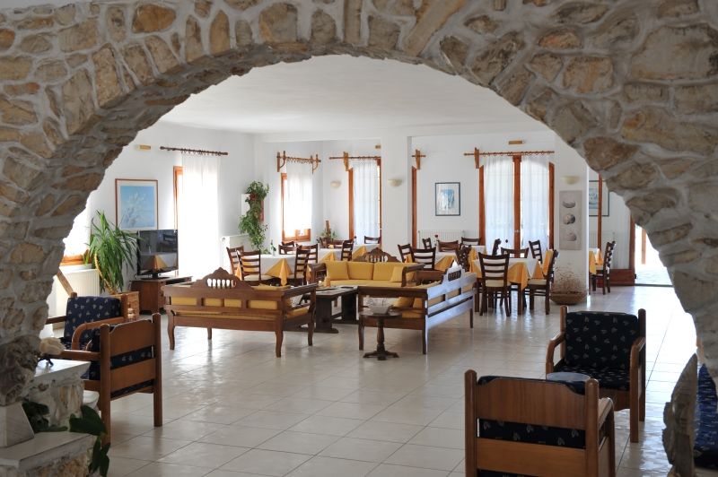 Eri Hotel