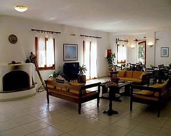 Eri Hotel 3*